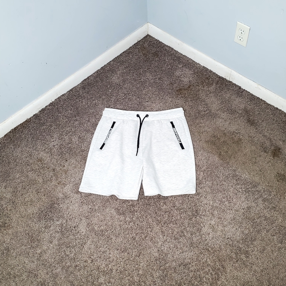 White shorts Aeropostale